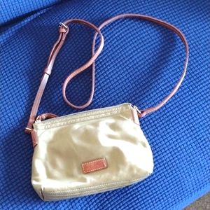 Dooney and Bourke green pouchette